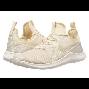 Nike Women’s Free TR8 - Worn once!